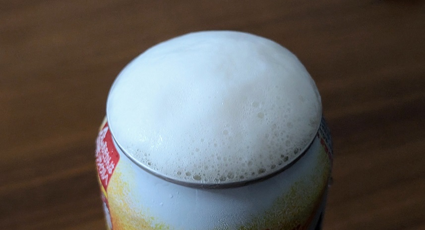 生ジョッキ缶 開缶後の泡立ち